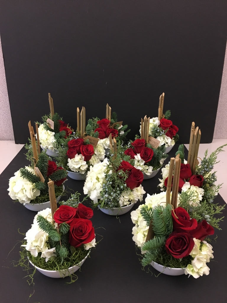 Christmas Holiday small centerpieces, table flowers