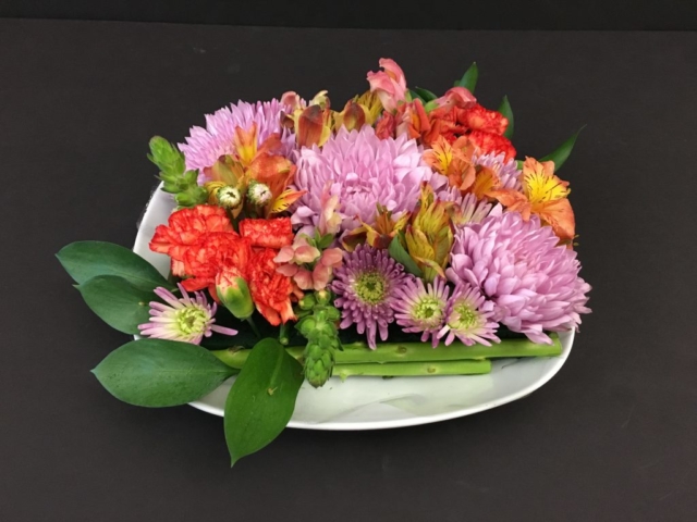 low arrangement flower design, modern, contemporary