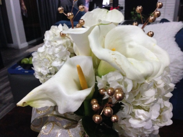 flower bouquet, hand-tied bouquet, modern, prom, homecoming, wedding