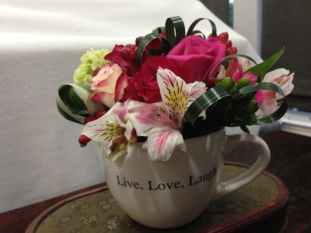 tea party, flower arrangement, shabby chic, roses