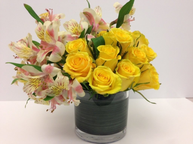 boss day flowers, yellow
