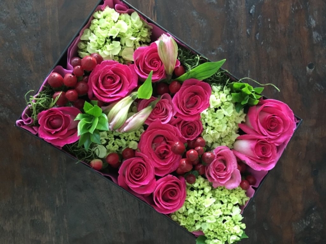 flowers in a box, roses, modern, contemporary