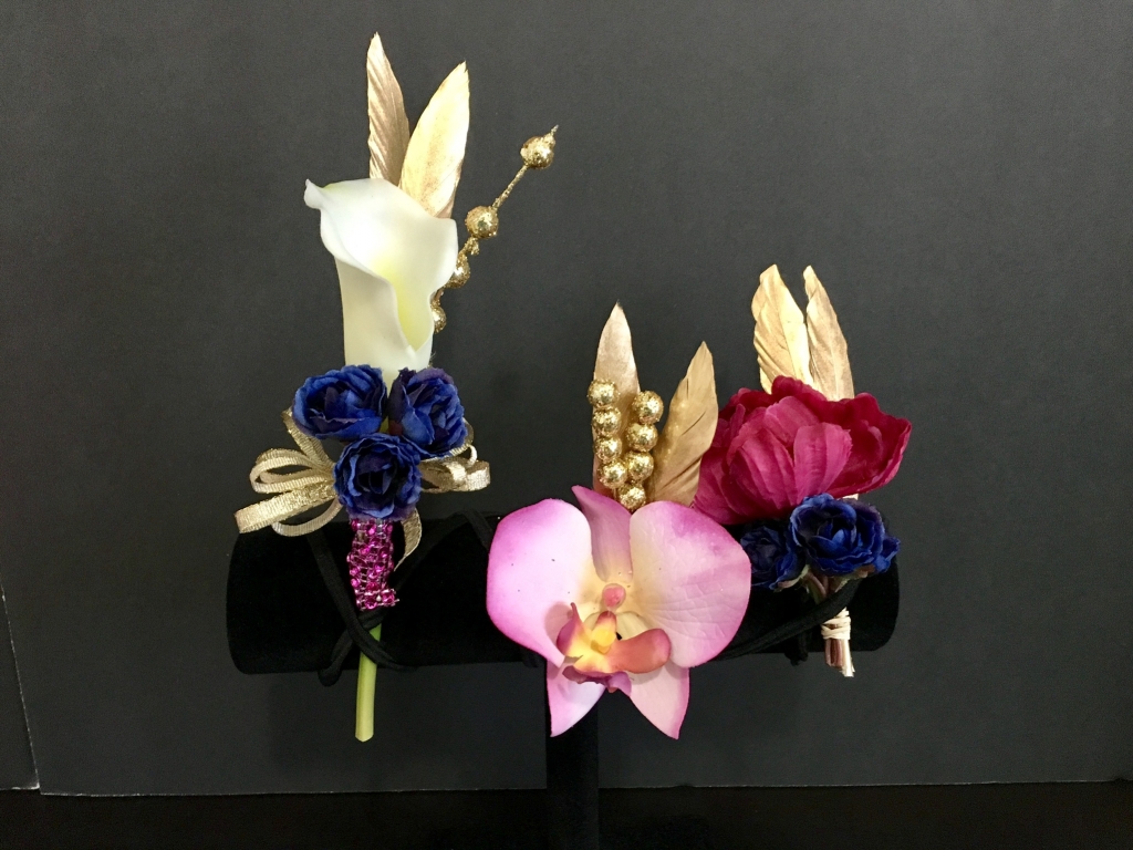 boutonnieres, corsages, prom, homecoming, wedding