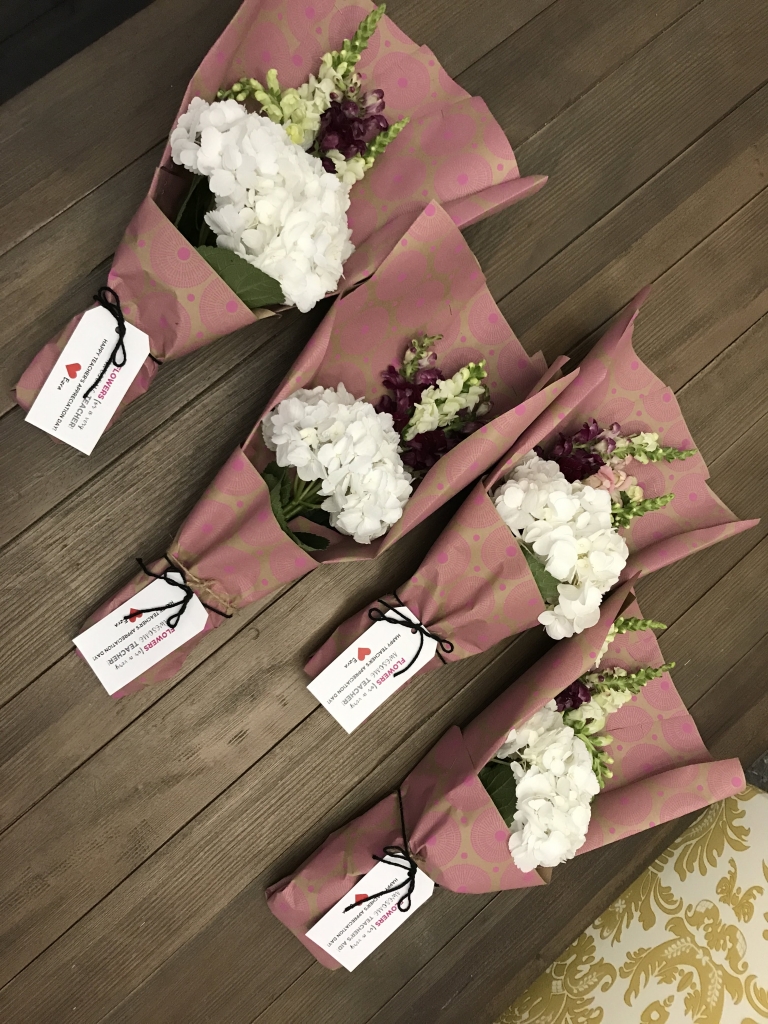 flower bouquet, hand-tied bouquet, modern, kraft paper, teachers