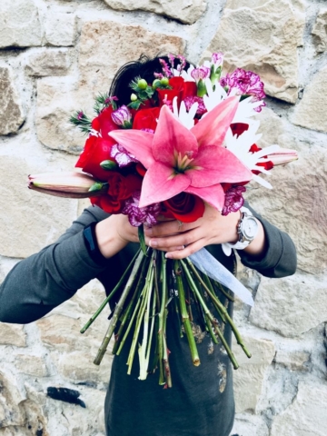flower bouquet, hand-tied bouquet, modern