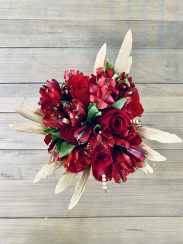 red & gold, boutonnieres, bouquet, prom, homecoming