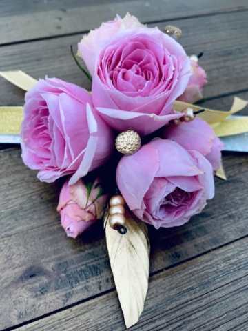 pink & gold, boutonnieres, corsages, prom, homecoming, daddy & daughter dance
