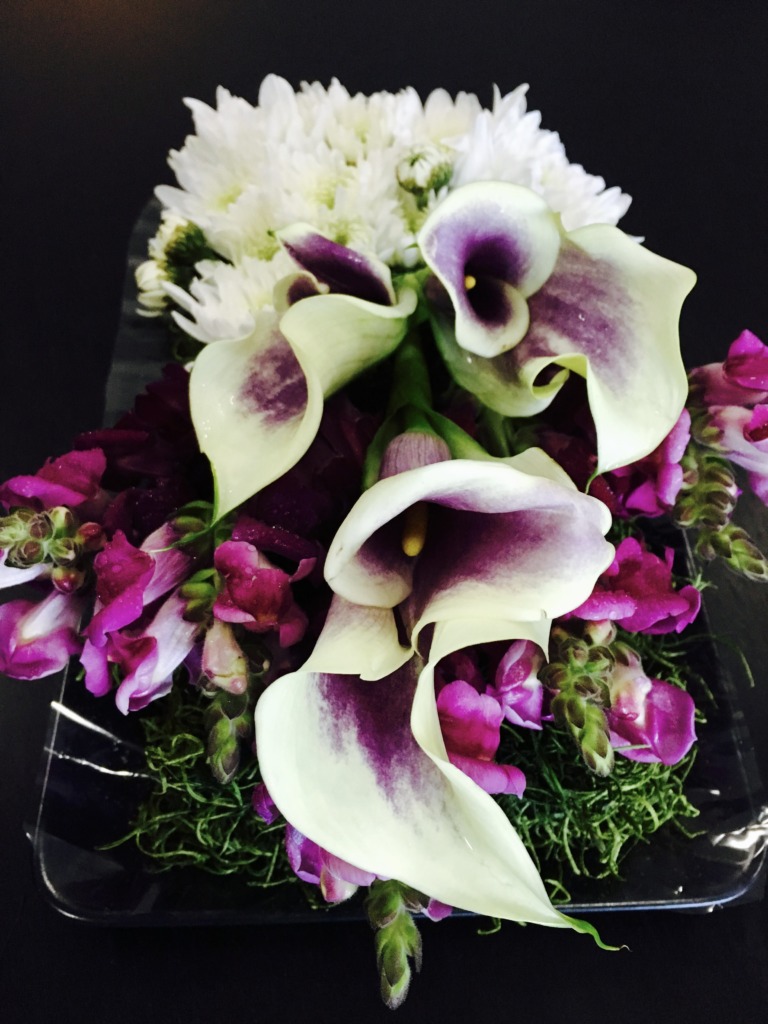 calla lily, snap dragon, contemporary flower design, unique flower design